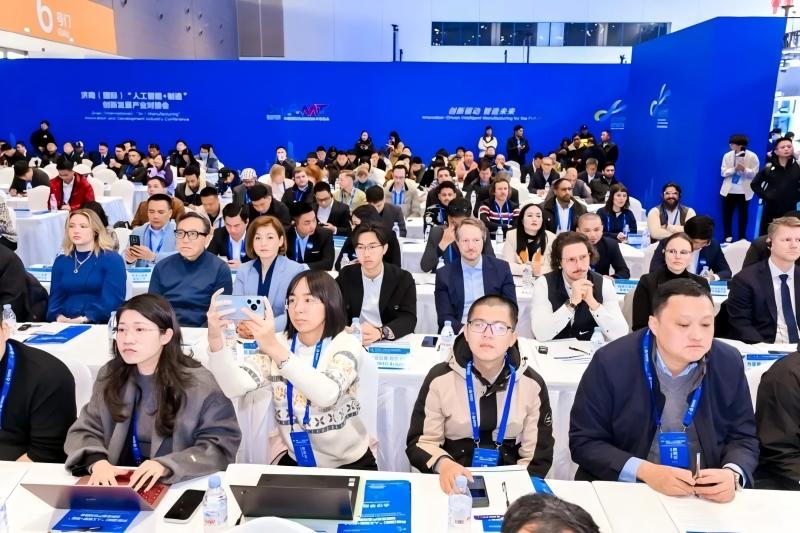 Qingdao Star Machine Tools Shines at the 29th Jinan Machine Tool Exhibition, Leading the Future of Intelligent Manufacturing